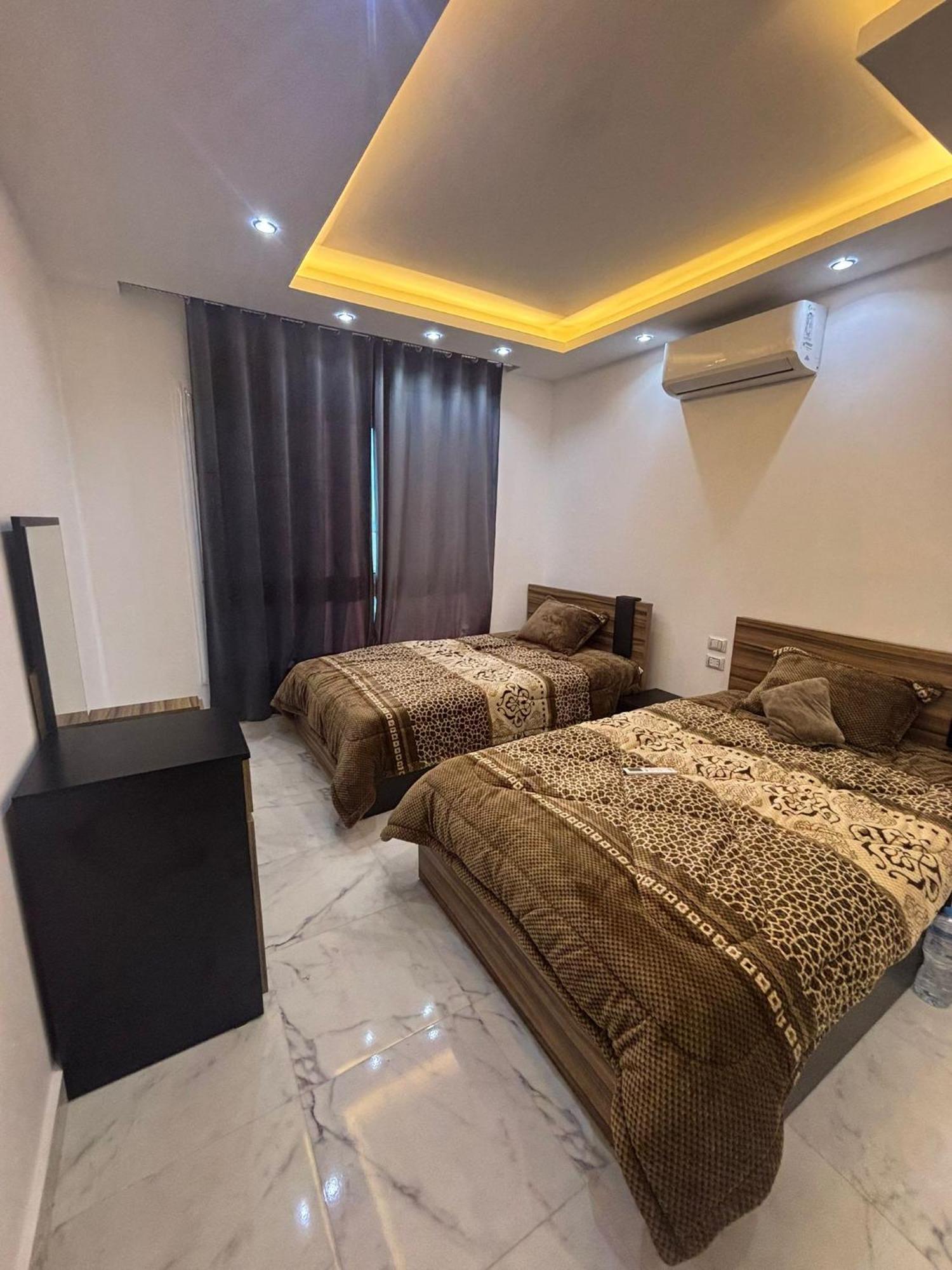2 Bedroom With Beautiful View In Fanadir Bay Hotel apartamentowy Hurghada