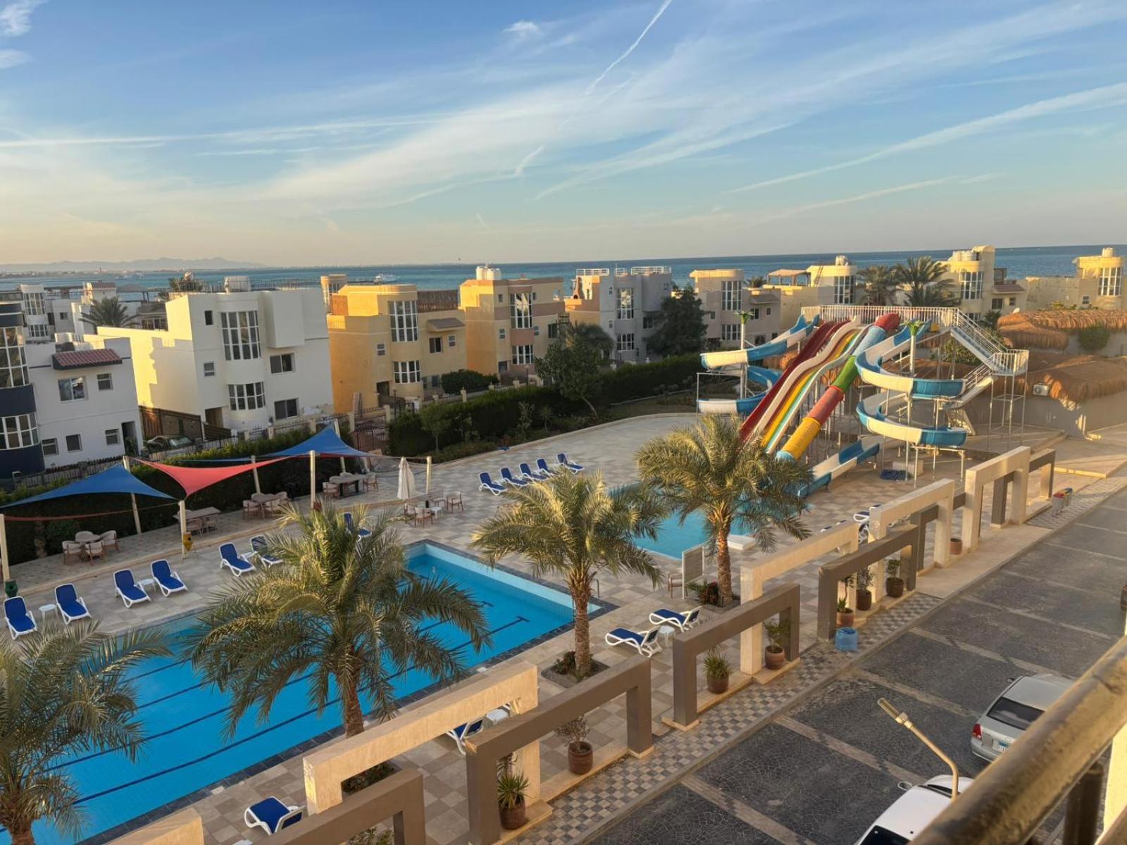 Hotel apartamentowy 2 Bedroom With Beautiful View In Fanadir Bay